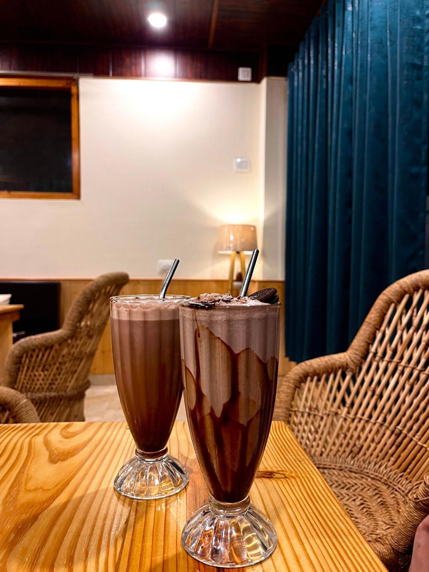 Hotel Mid Orchard Kasol L River Side -Pure Veg Hotel Zewnętrze zdjęcie