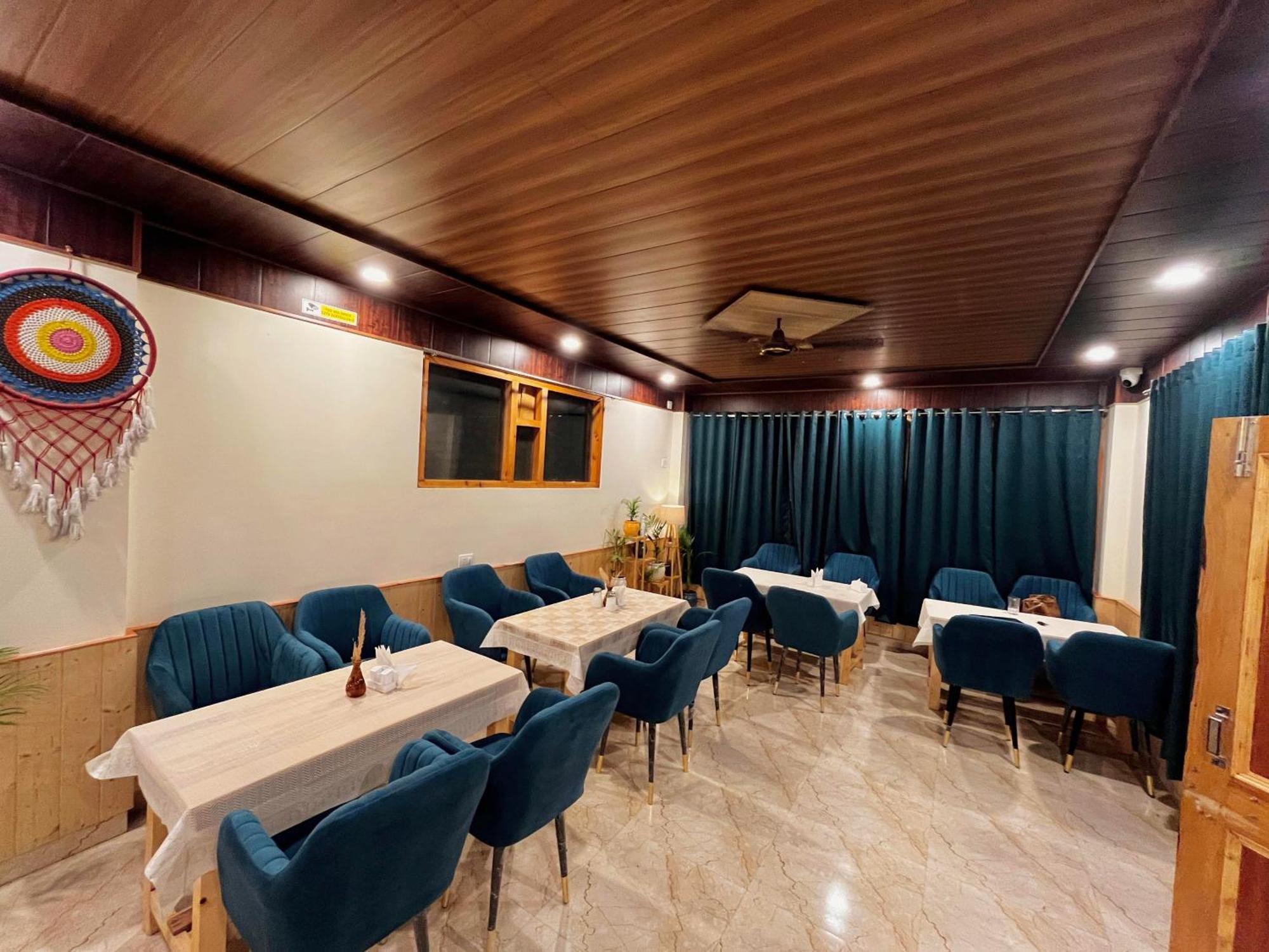 Hotel Mid Orchard Kasol L River Side -Pure Veg Hotel Zewnętrze zdjęcie