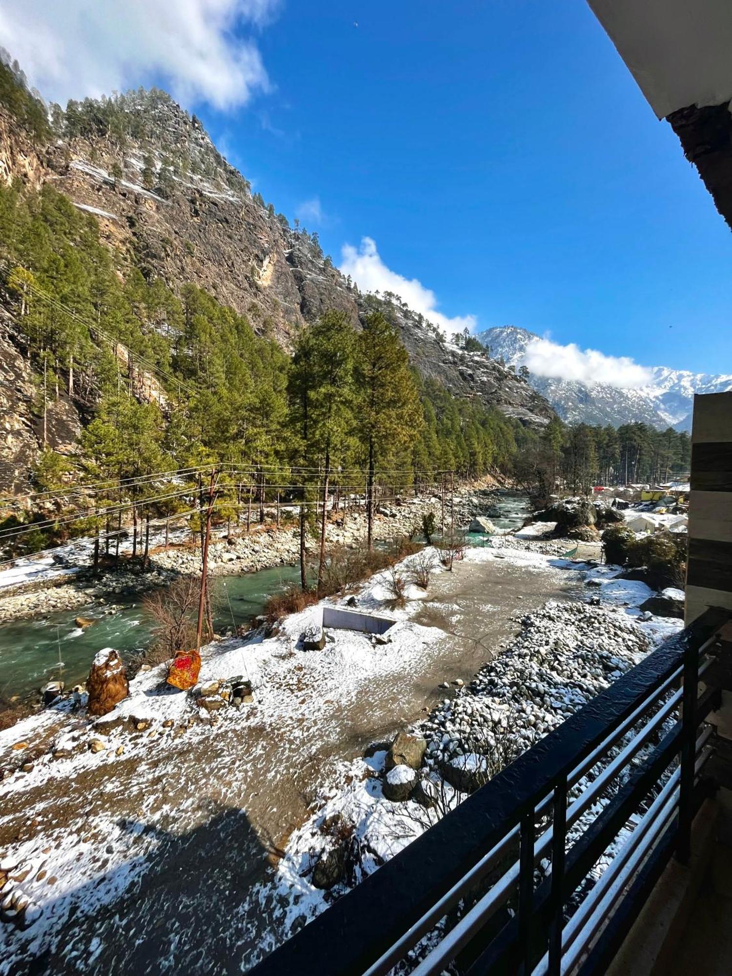 Hotel Mid Orchard Kasol L River Side -Pure Veg Hotel Zewnętrze zdjęcie